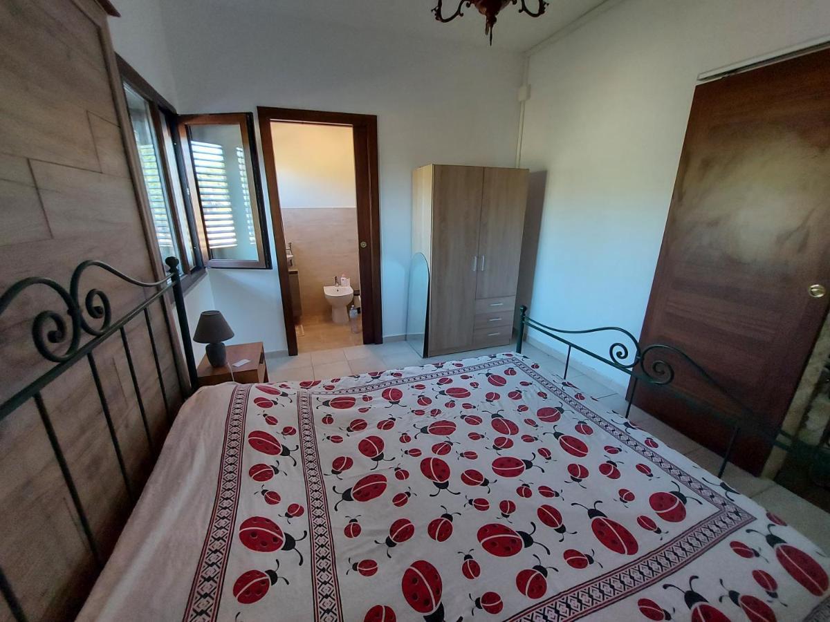 Ferienwohnung Sa Domu 'E Pisittu Iglesias Exterior foto